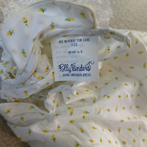 Vintage yellow hand smocked dress - 6-9 mo - Picture 3 of 3